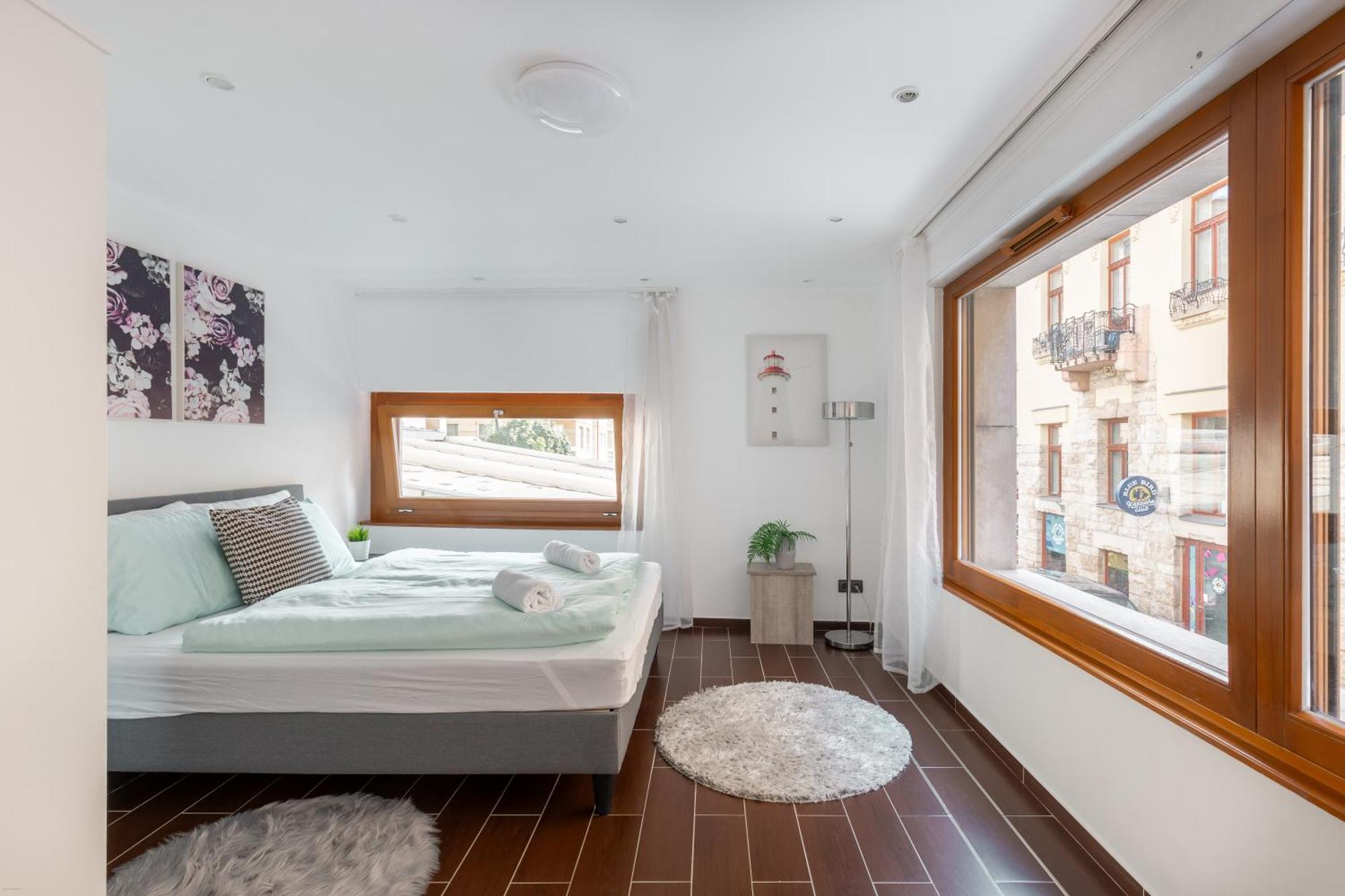 Space In Gozsdu Apartamento Budapeste Exterior foto